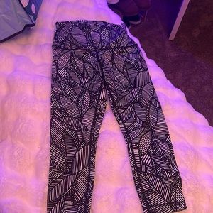 Lulu lemon leggins